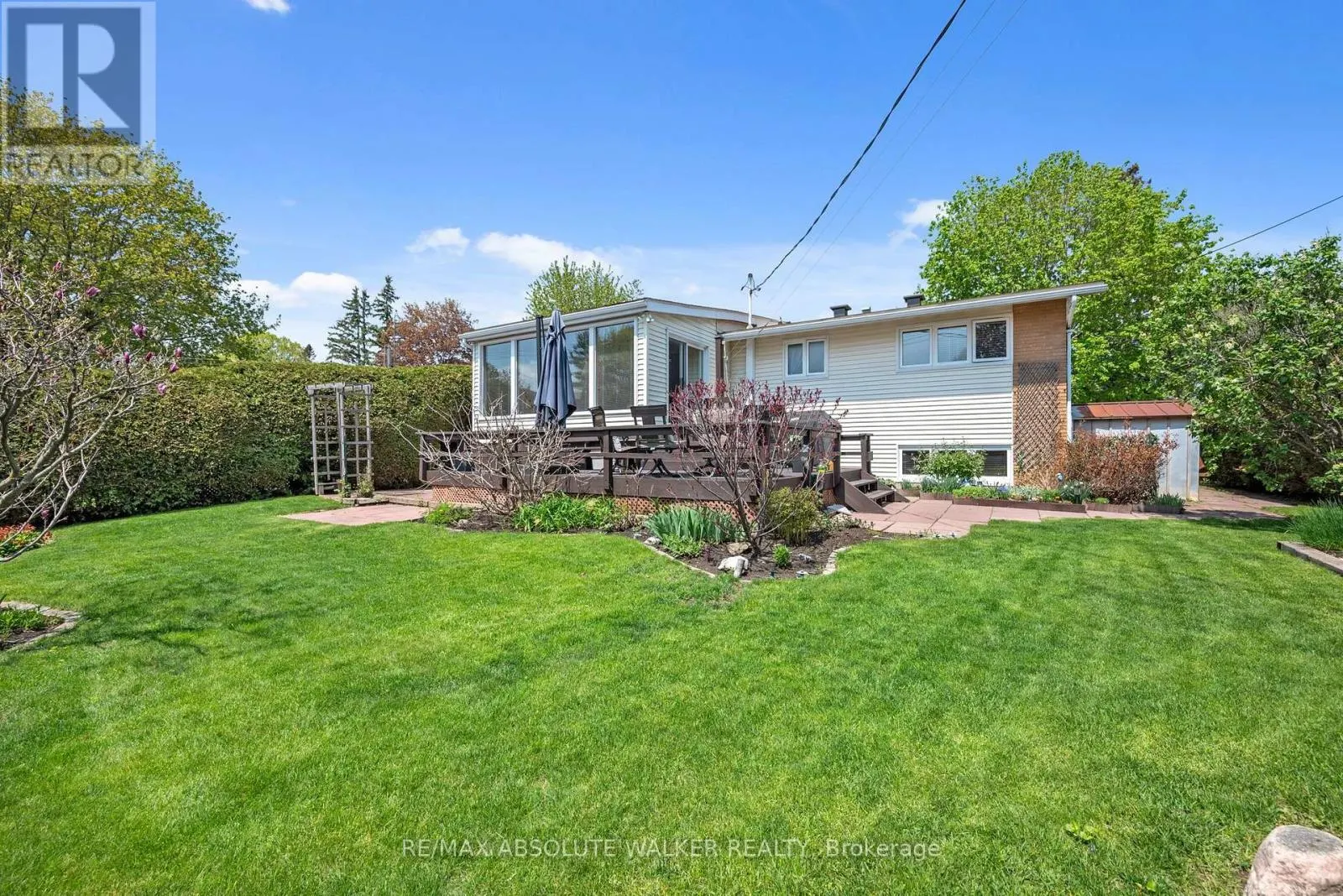 5 WEST HERRINGTON COURT