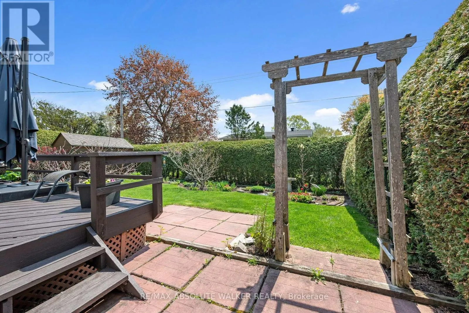 5 WEST HERRINGTON COURT