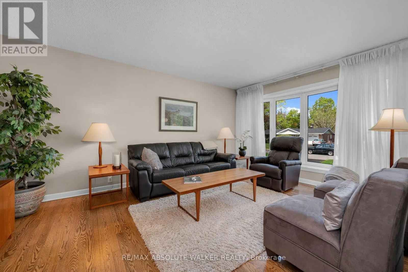 5 WEST HERRINGTON COURT