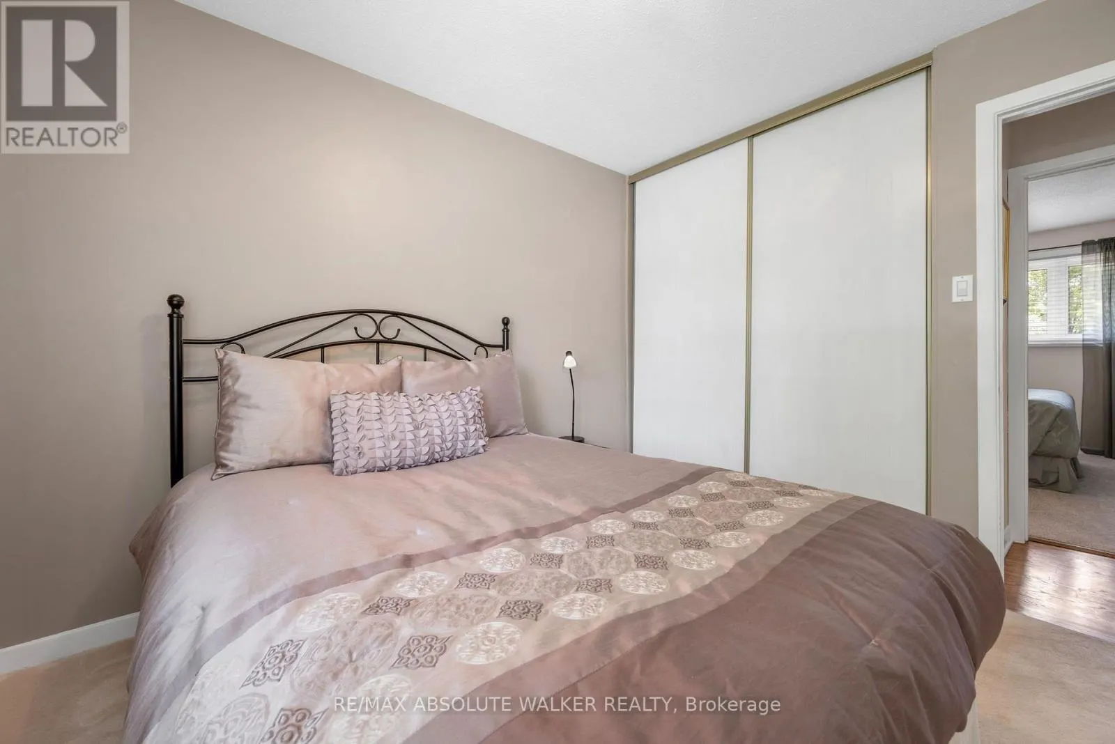 5 WEST HERRINGTON COURT