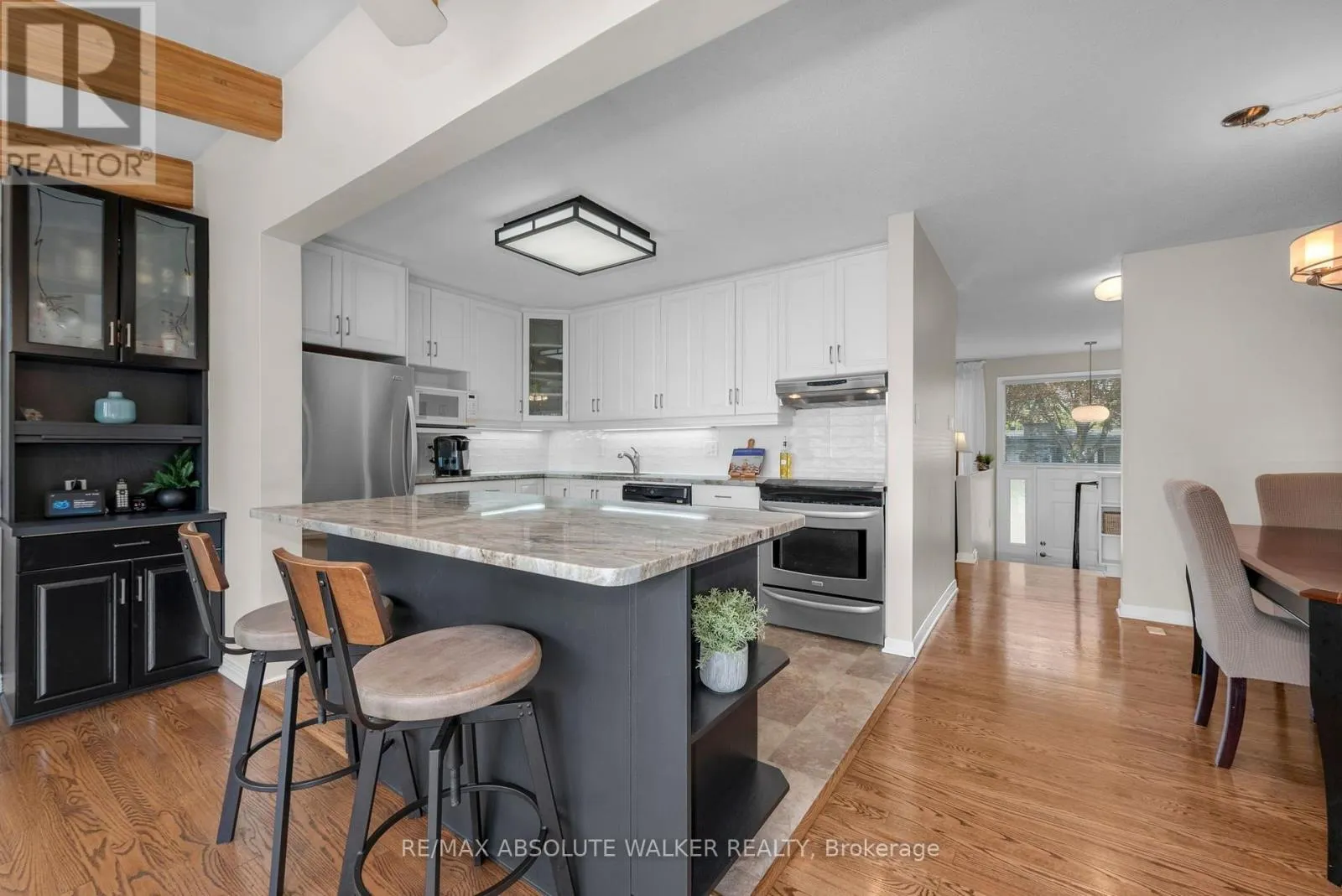 5 WEST HERRINGTON COURT
