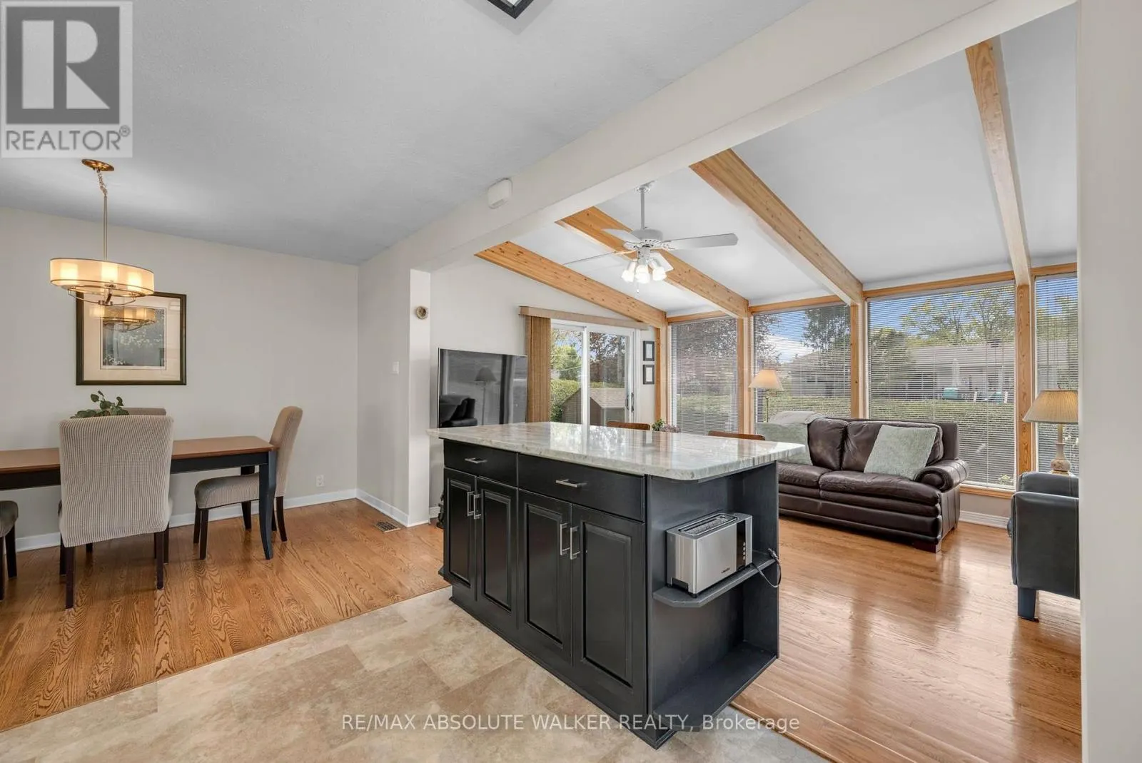 5 WEST HERRINGTON COURT