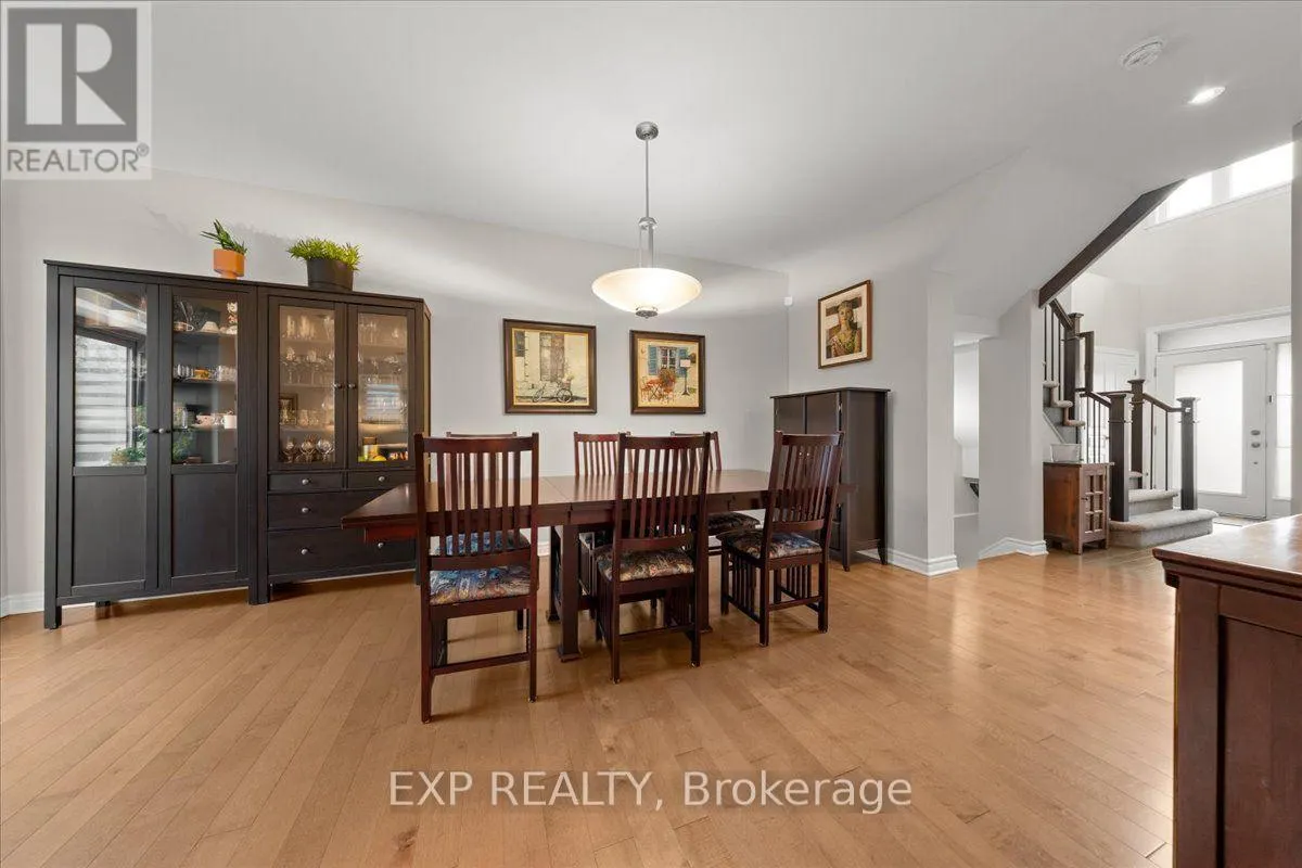 328 SERENADE CRESCENT