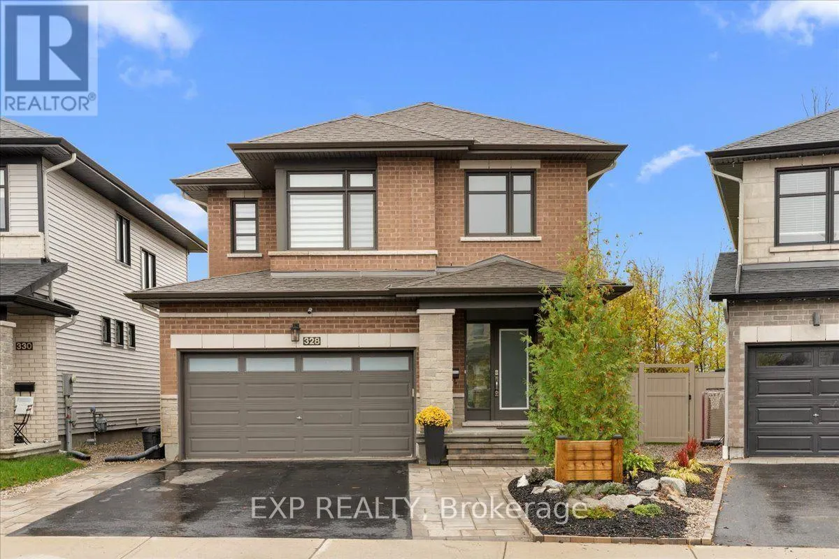 328 SERENADE CRESCENT
