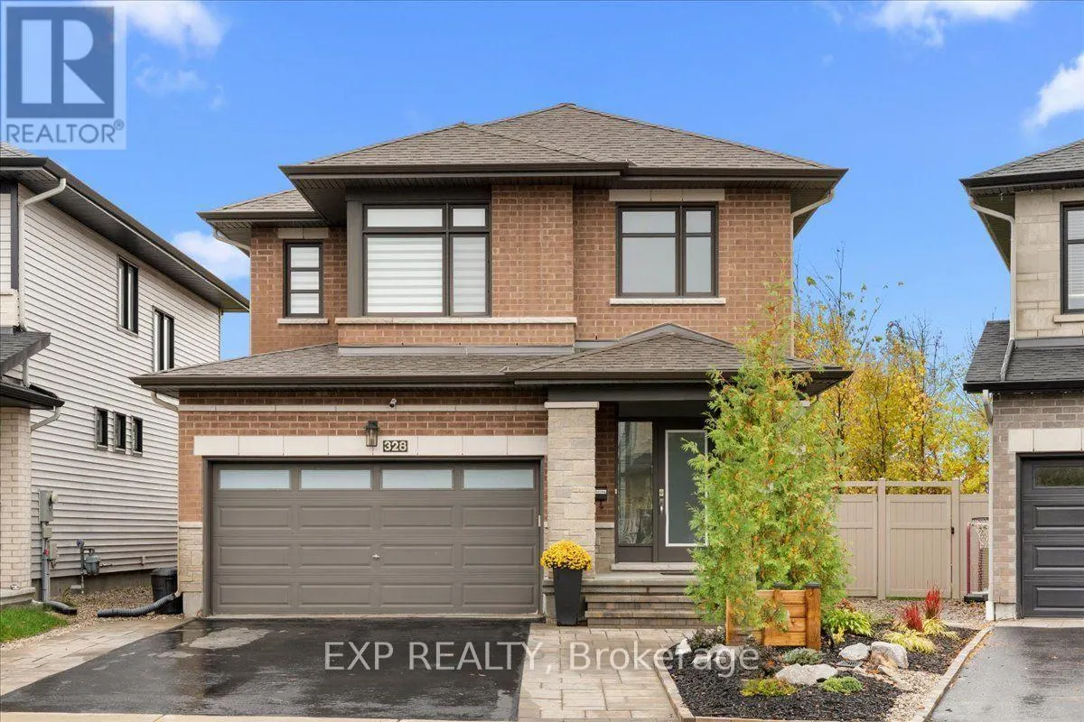 328 SERENADE CRESCENT
