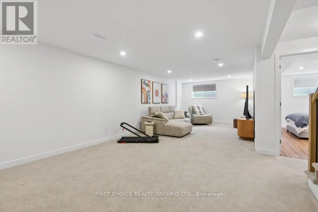 244 HAMPSHIRE PLACE
