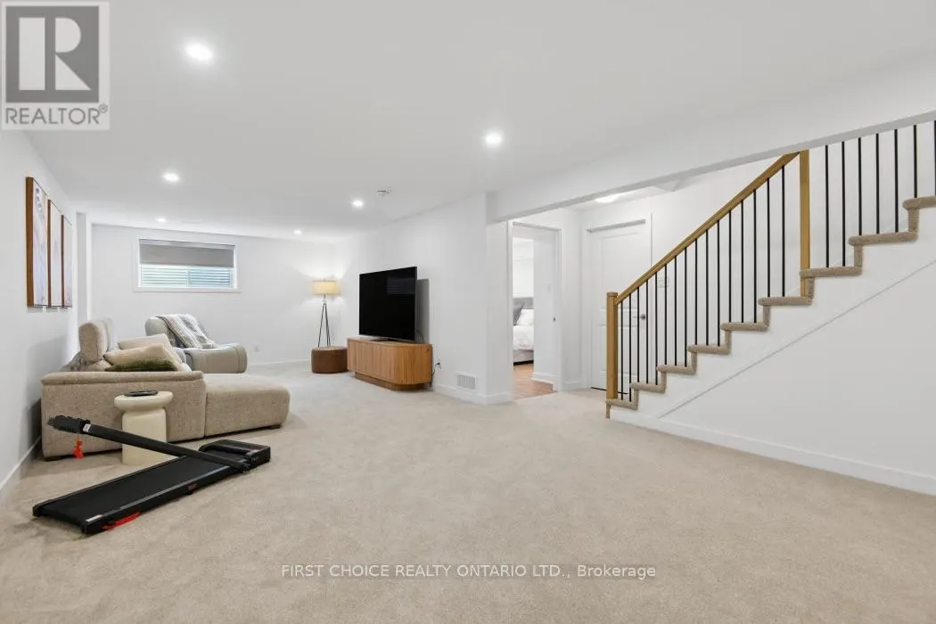 244 HAMPSHIRE PLACE