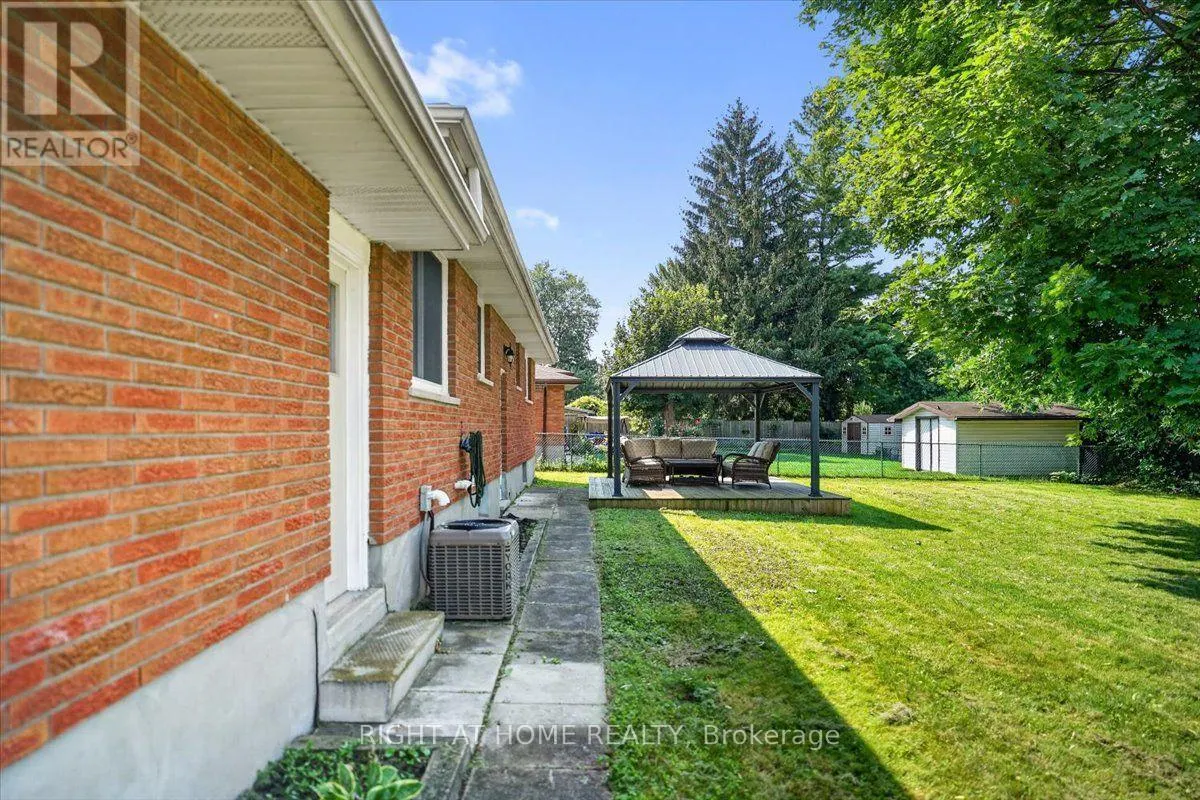 43 MONARCH PARK DRIVE