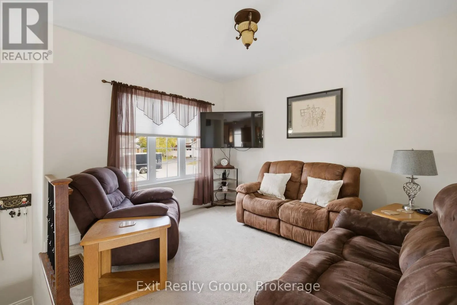 15 EVERGREEN COURT