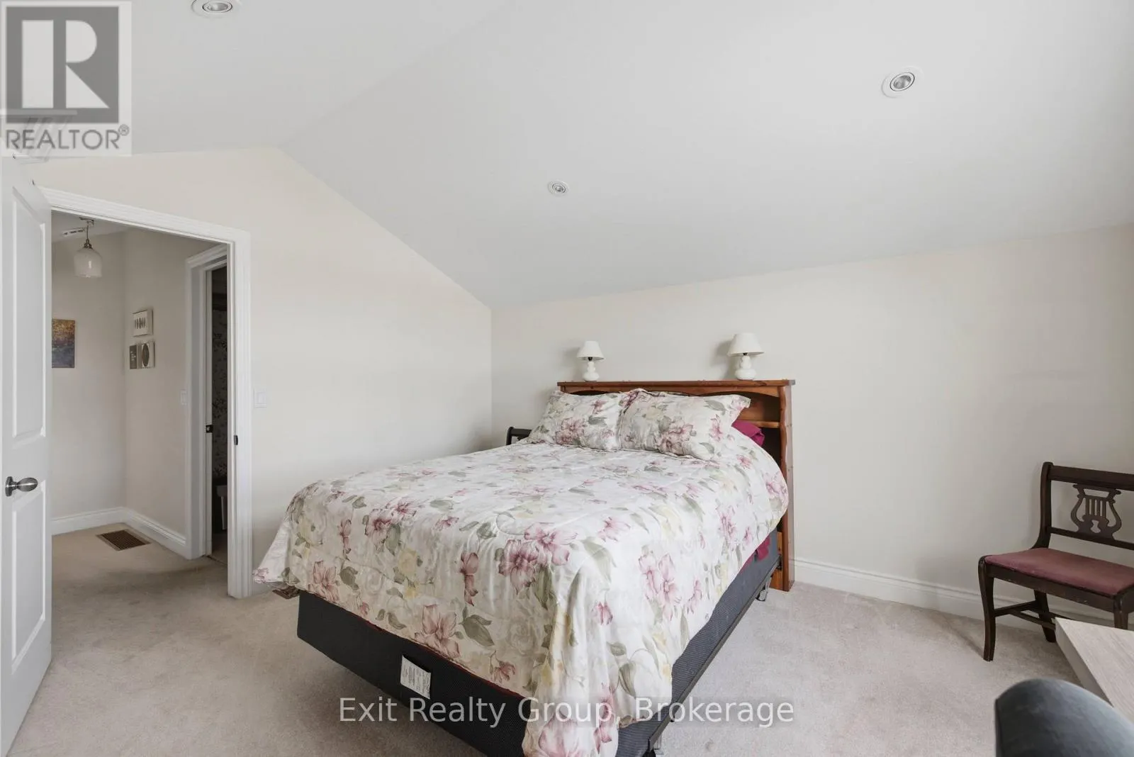 15 EVERGREEN COURT