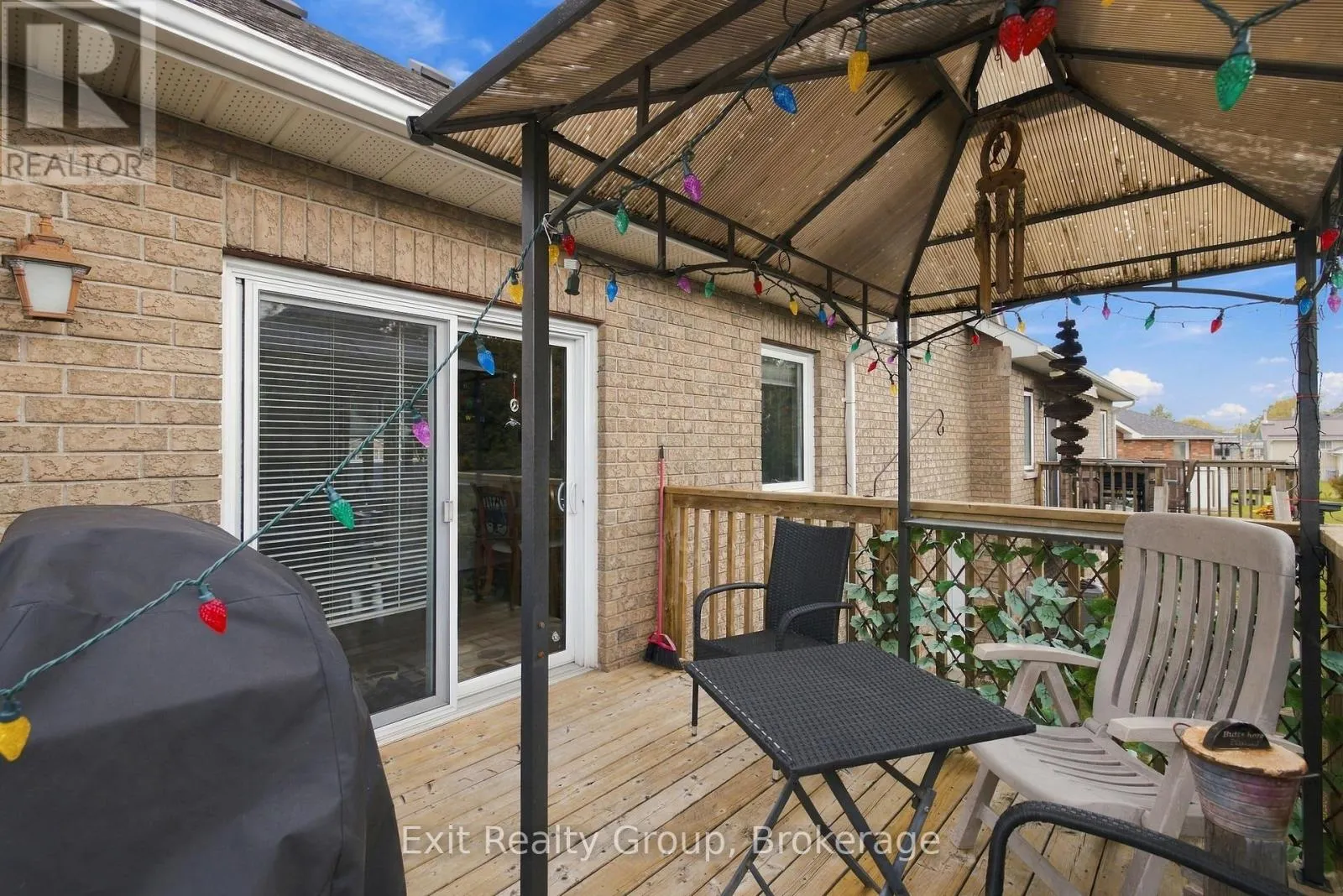 15 EVERGREEN COURT