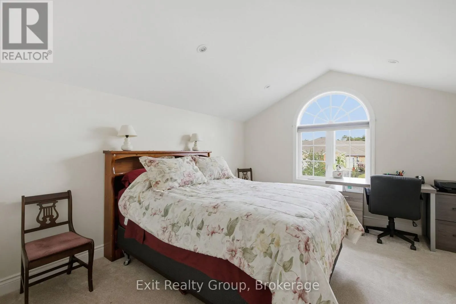 15 EVERGREEN COURT
