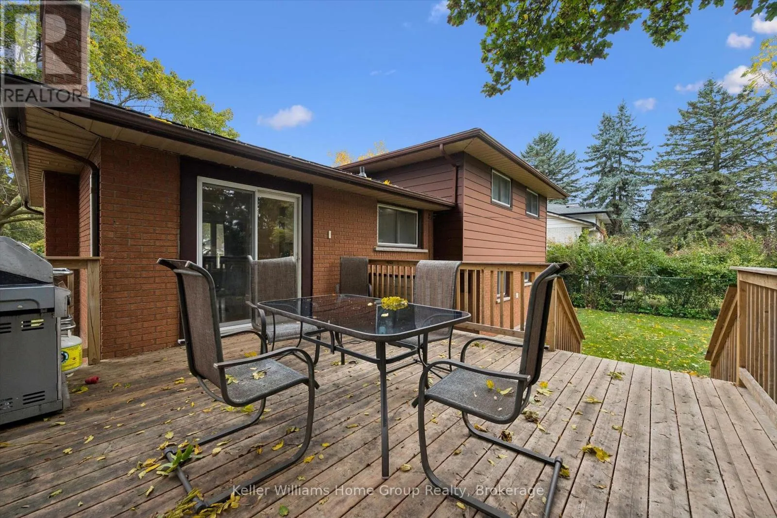 51 LONSDALE DRIVE
