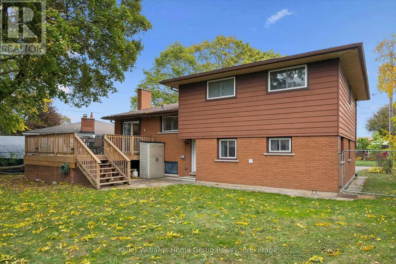 51 LONSDALE DRIVE
