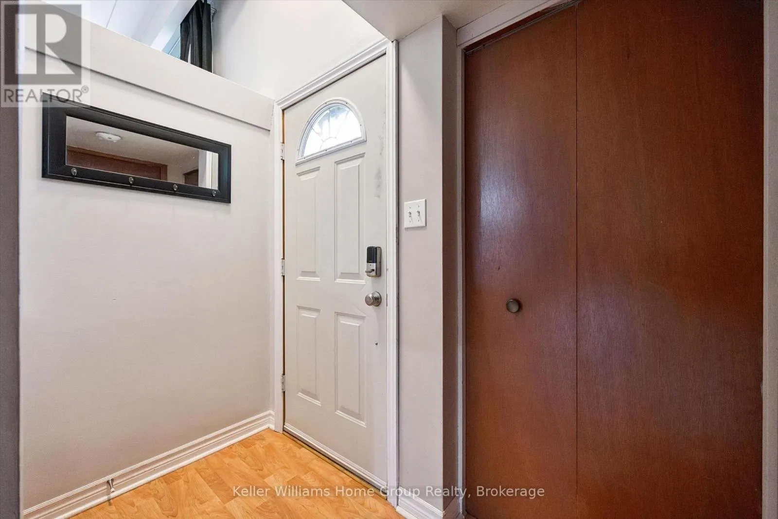 51 LONSDALE DRIVE