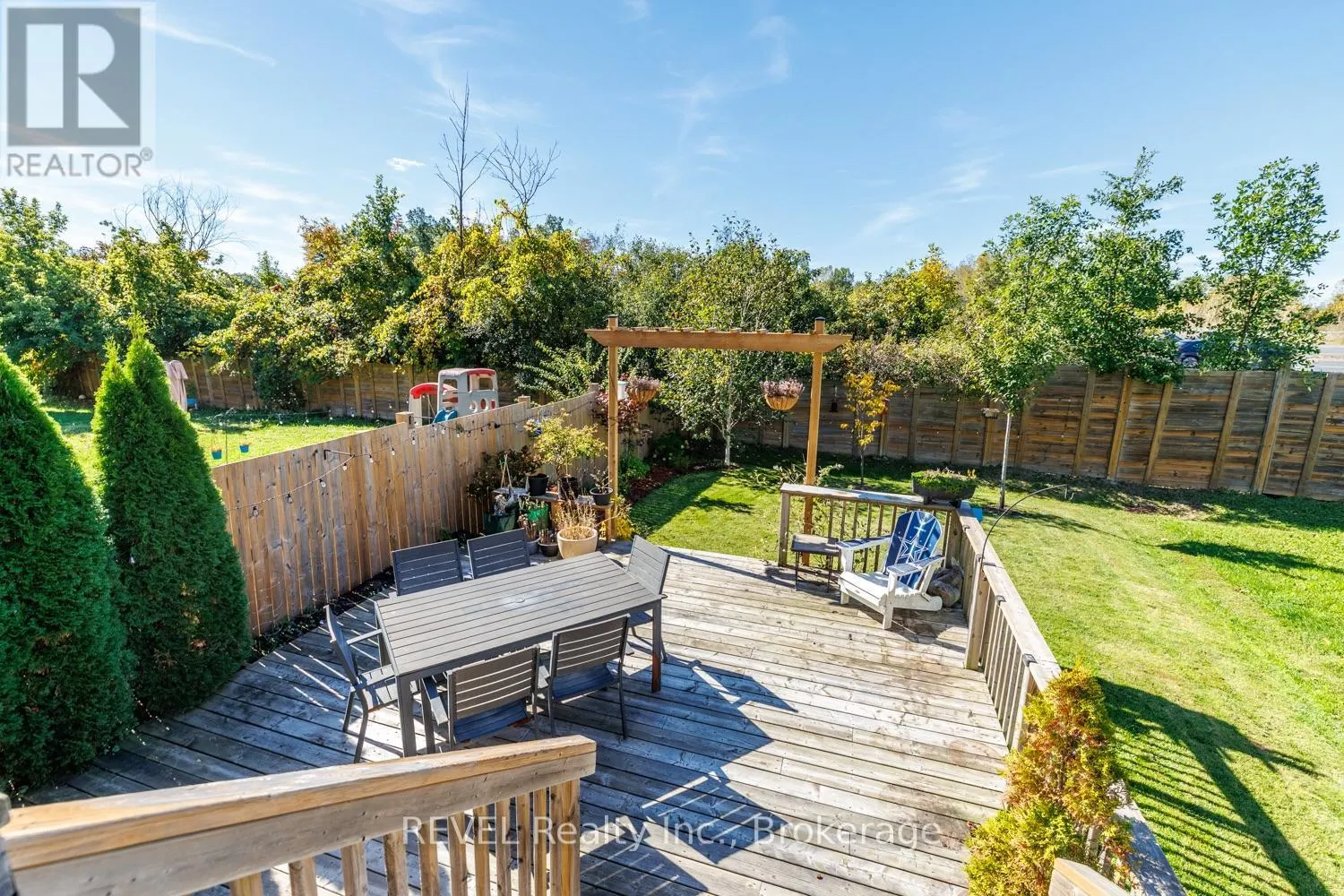 166 ESTHER CRESCENT
