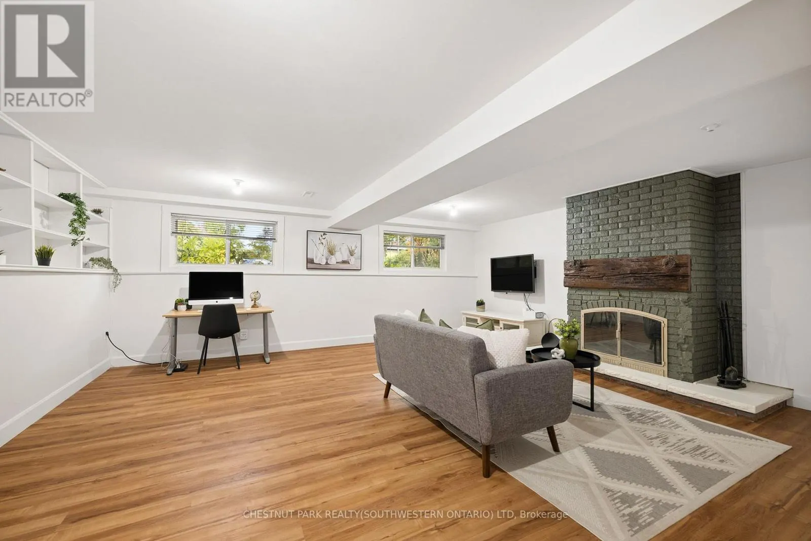 361 LEE CIRCLE