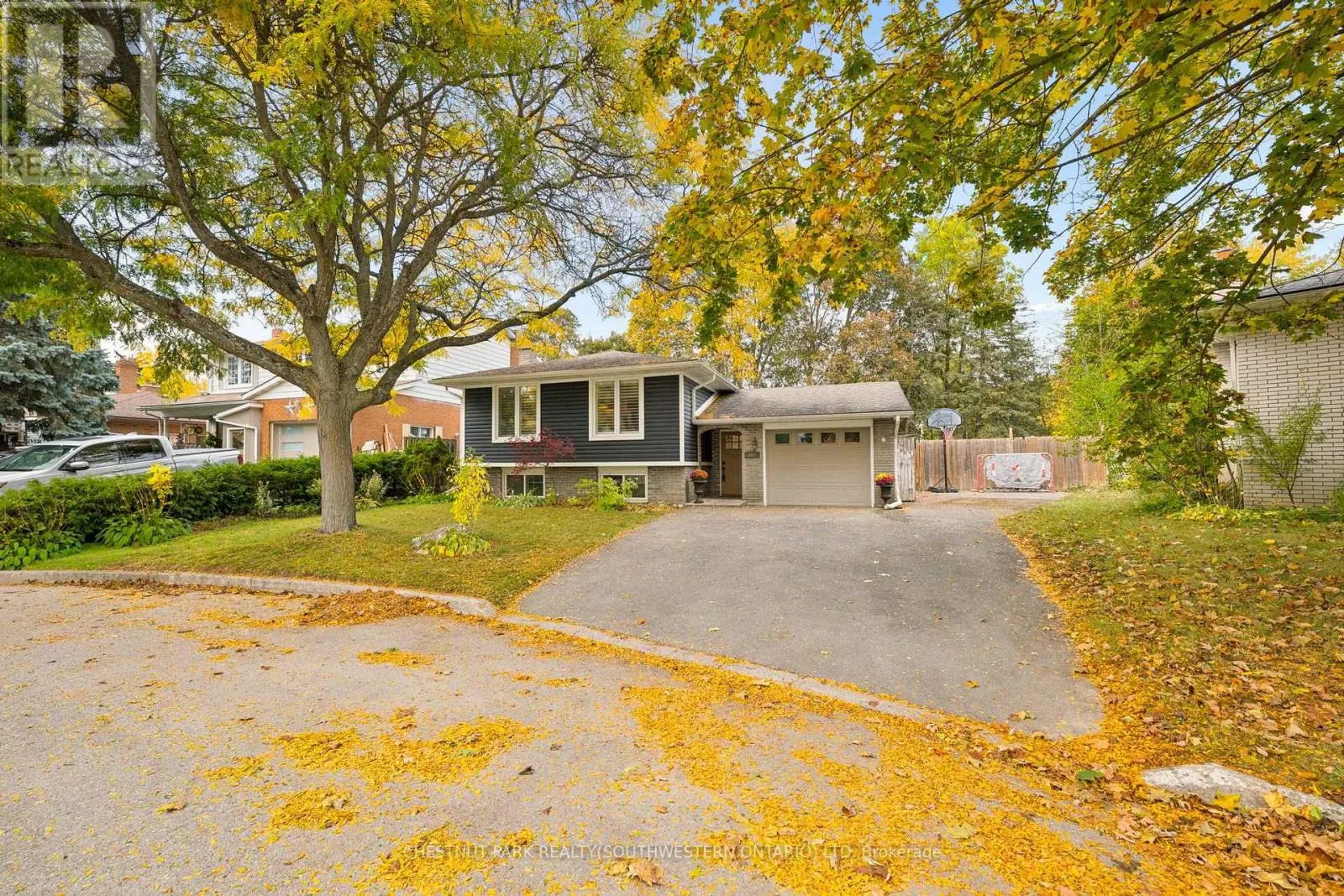 361 LEE CIRCLE