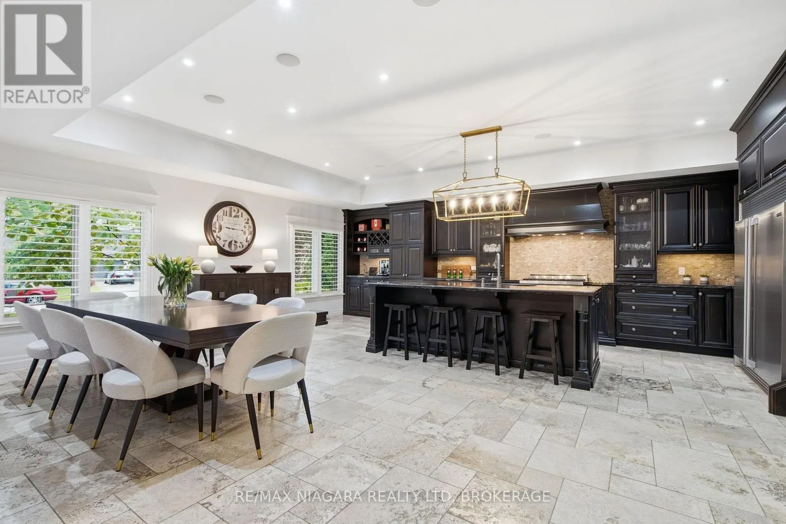 13 ROYAL HENLEY BOULEVARD