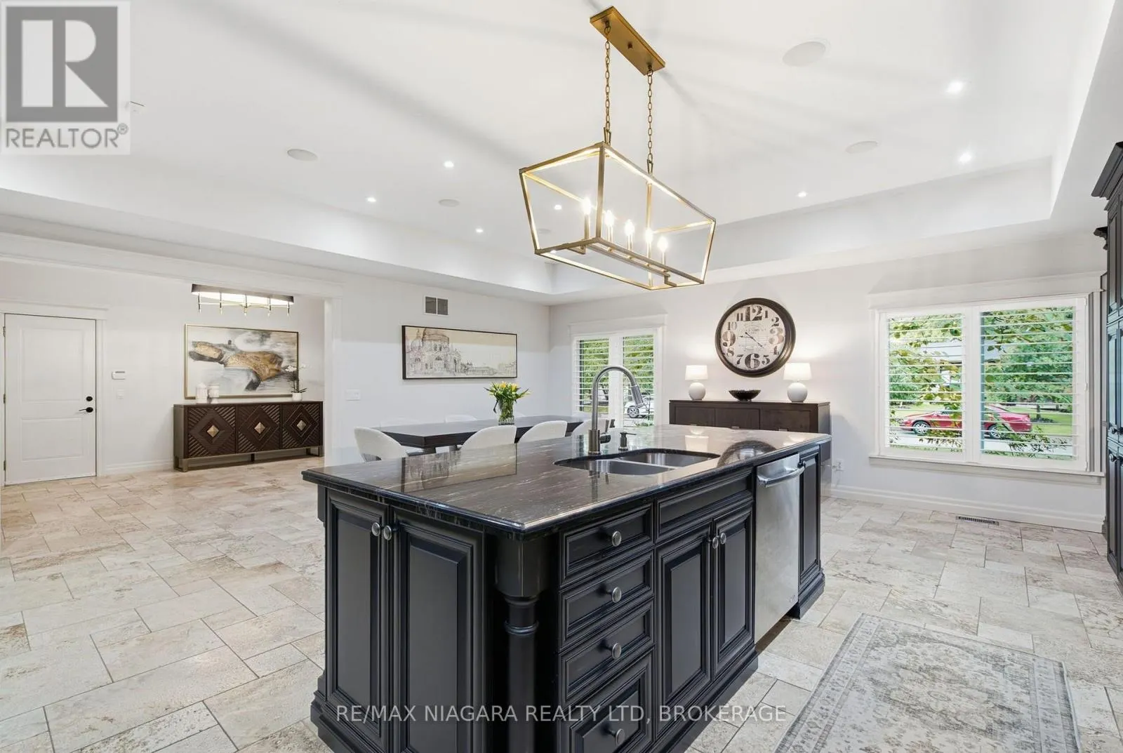 13 ROYAL HENLEY BOULEVARD