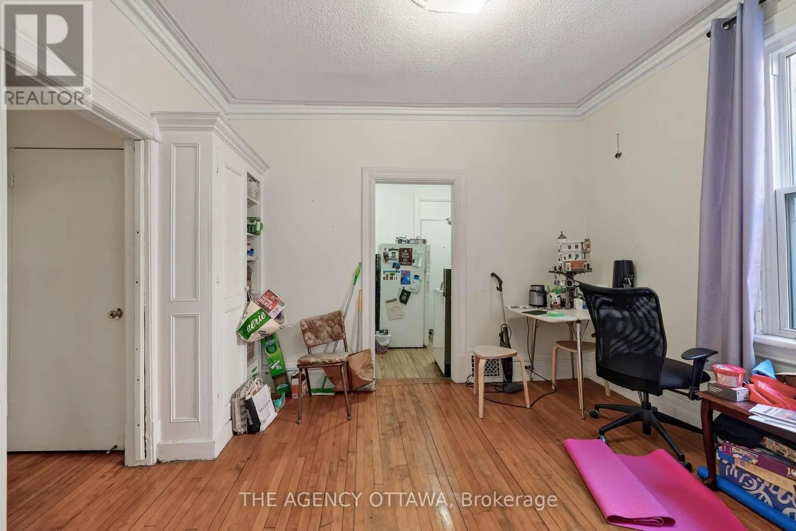 64 BAYSWATER AVENUE