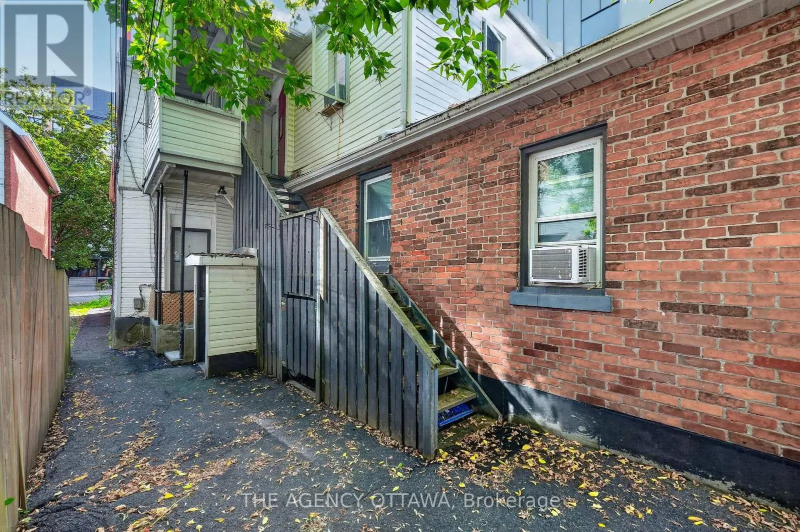 64 BAYSWATER AVENUE