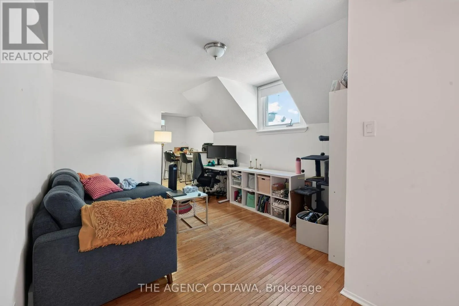 64 BAYSWATER AVENUE