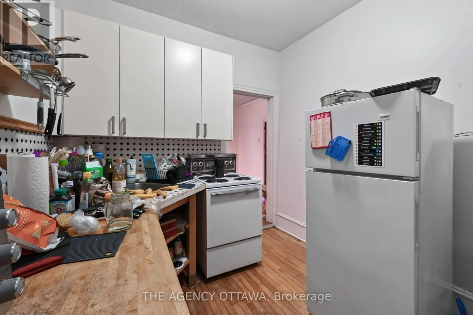 64 BAYSWATER AVENUE