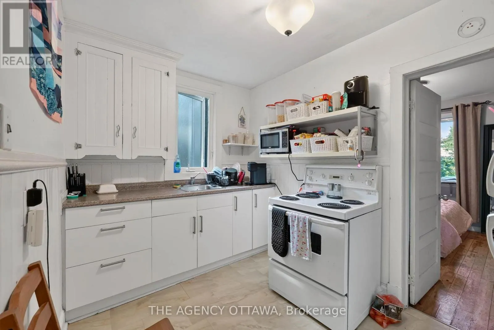 64 BAYSWATER AVENUE
