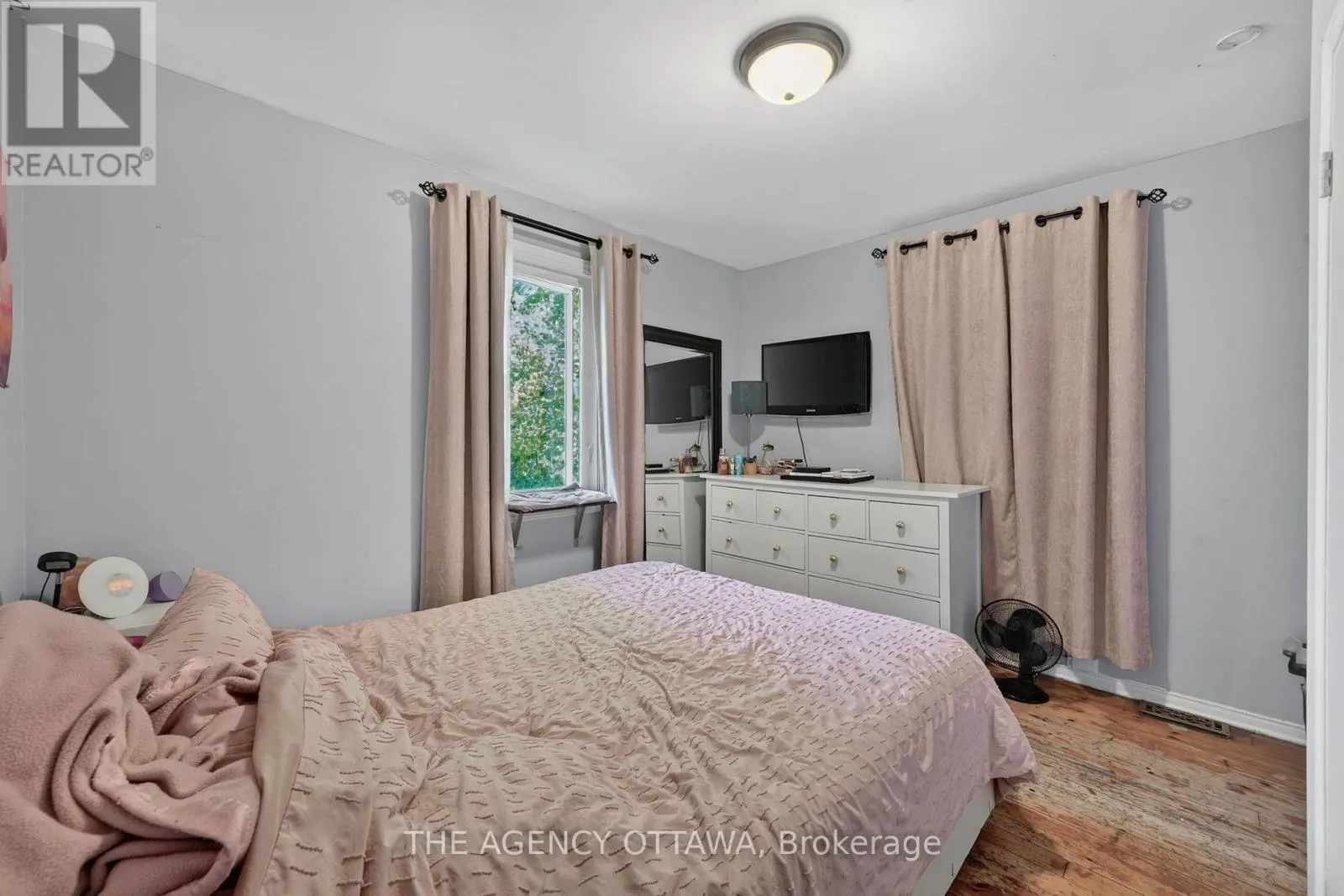64 BAYSWATER AVENUE