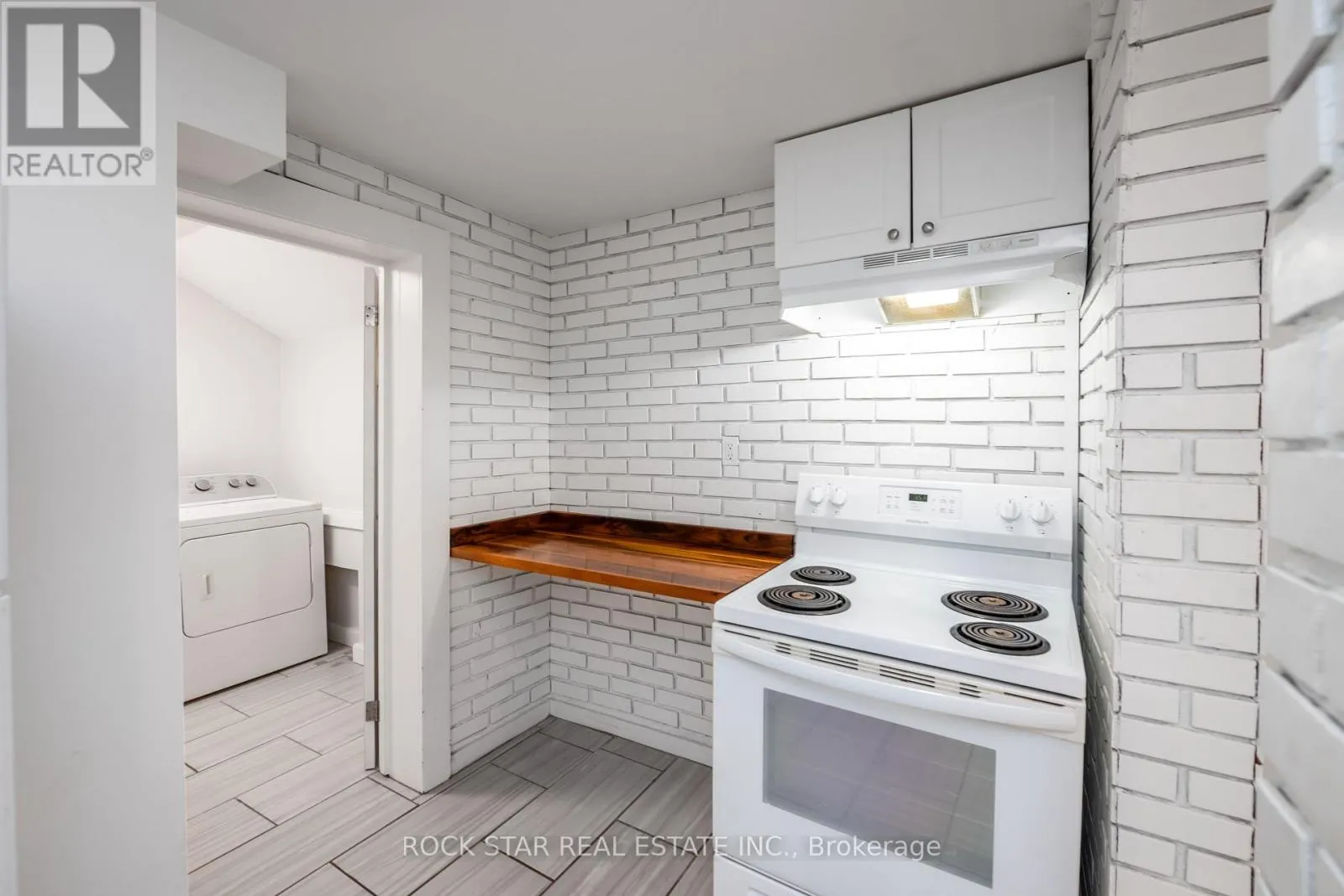292 FARES STREET