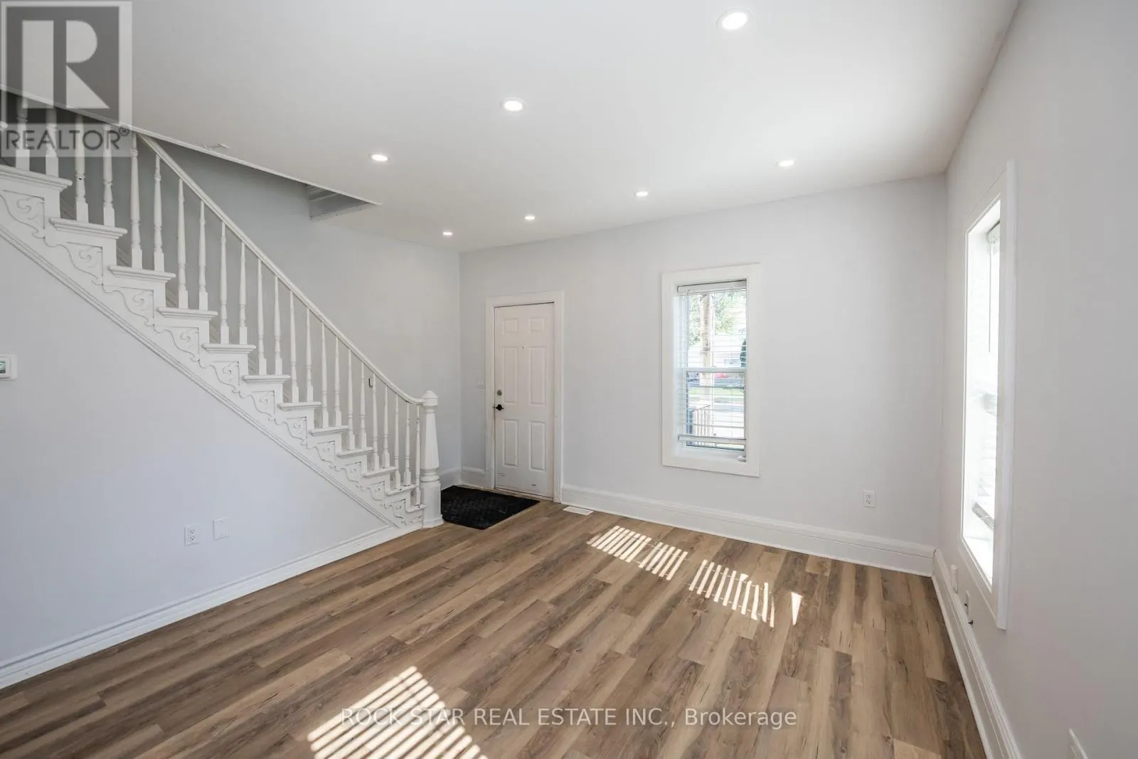 292 FARES STREET