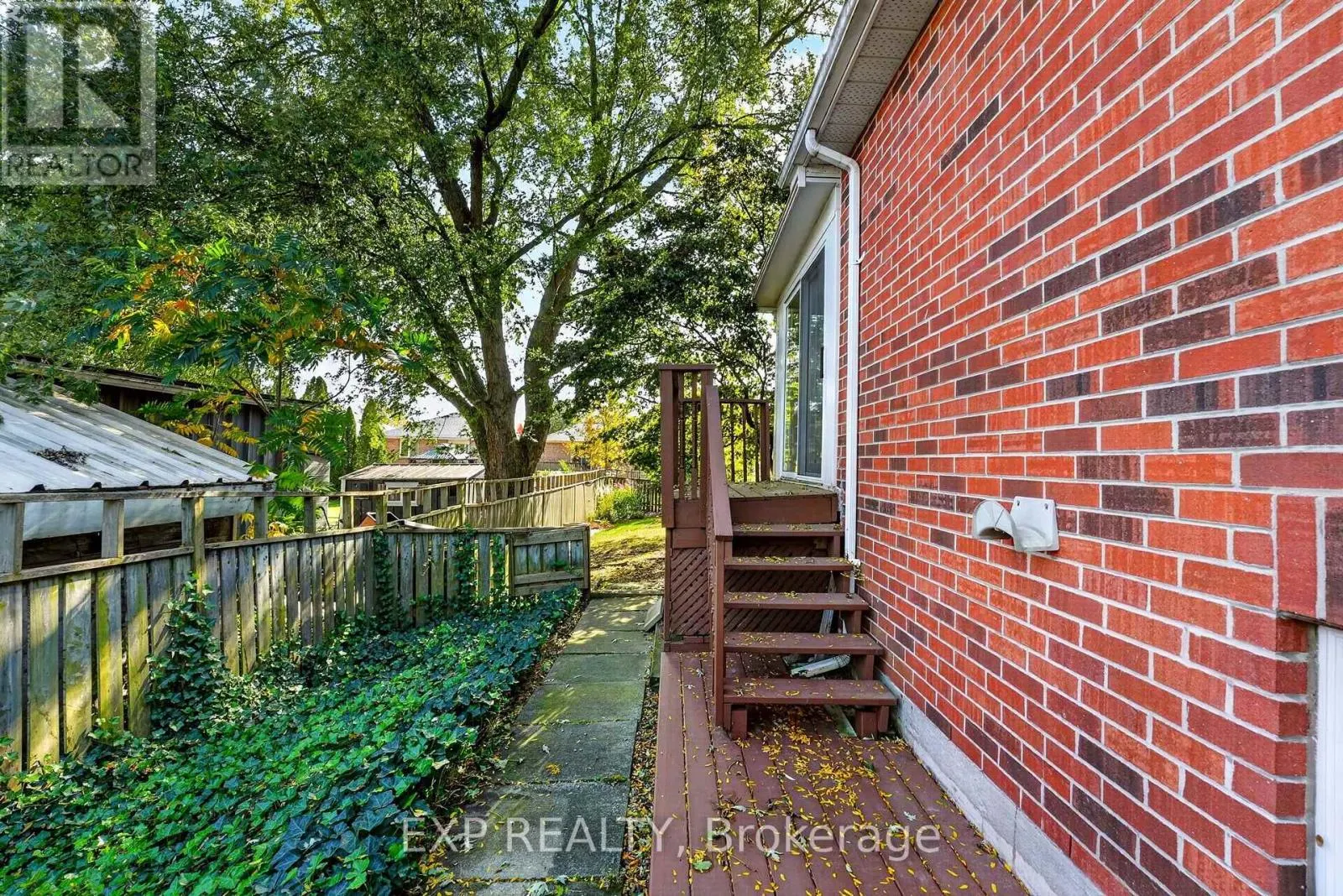 59 QUAKER ROAD