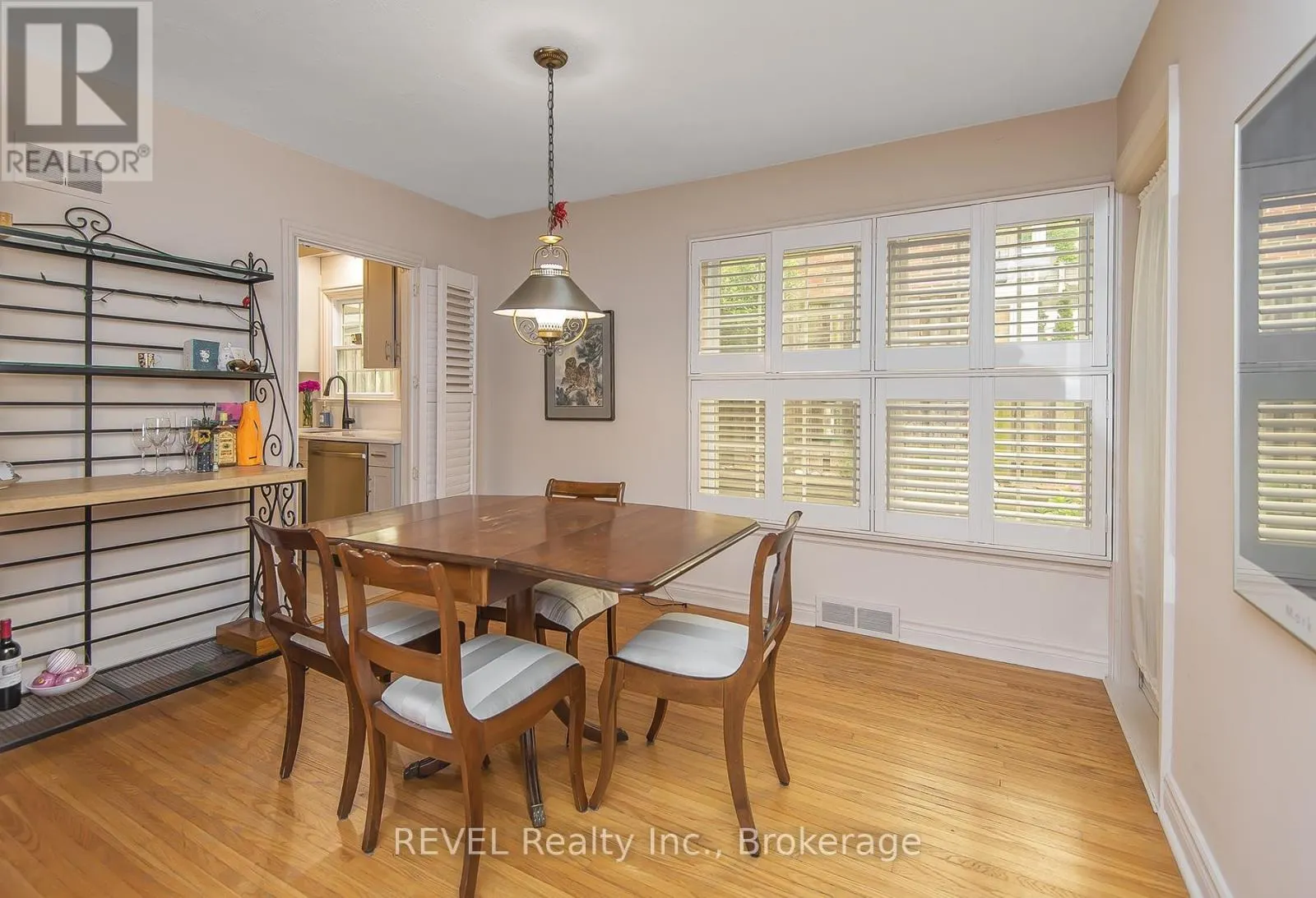 113 ST. PAUL CRESCENT