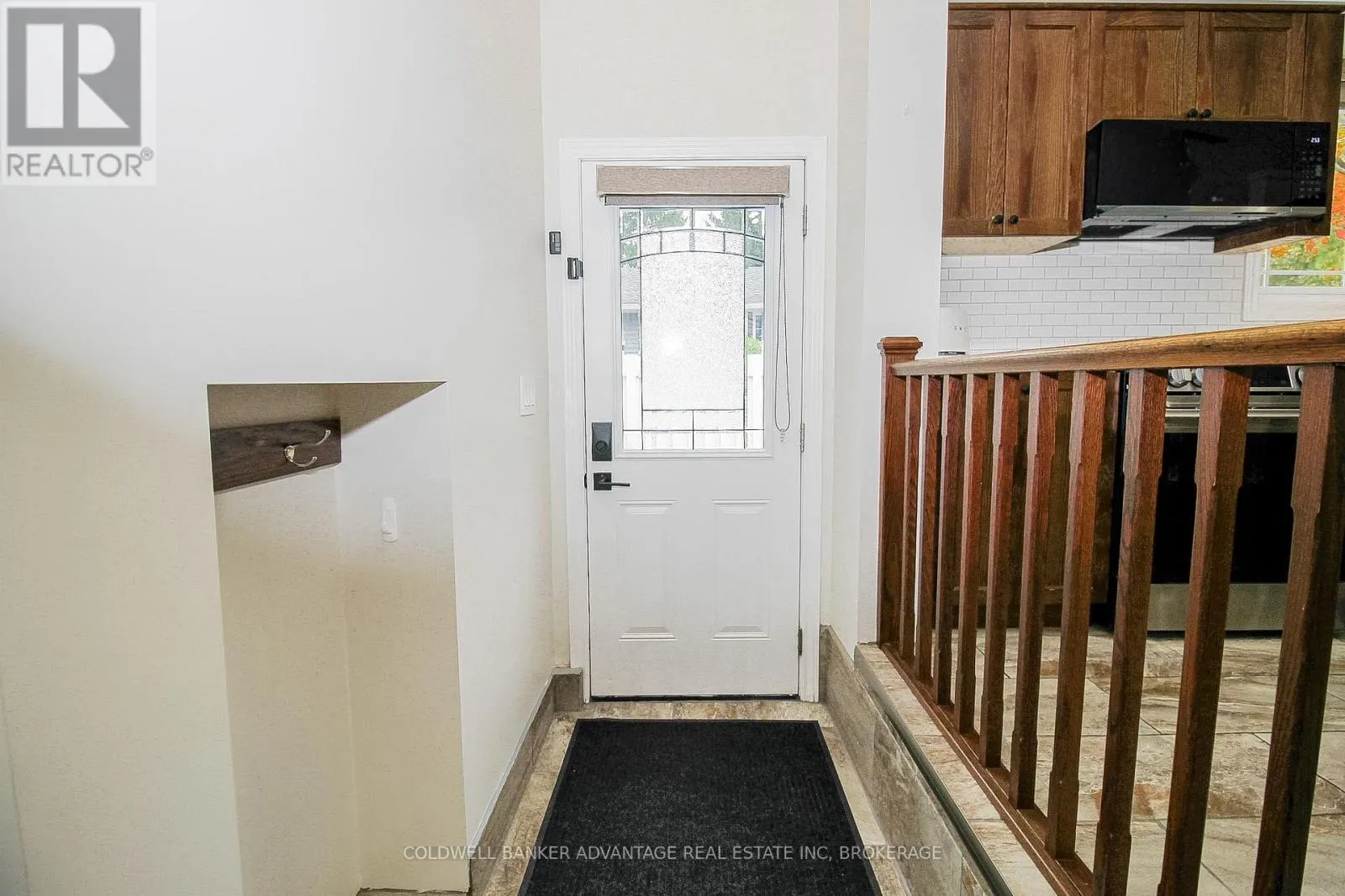 11 FALLINGBROOK DRIVE