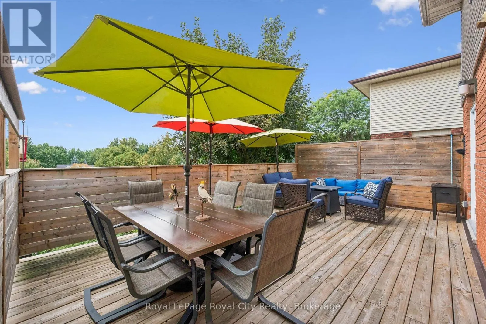 24 GREENWICH DRIVE