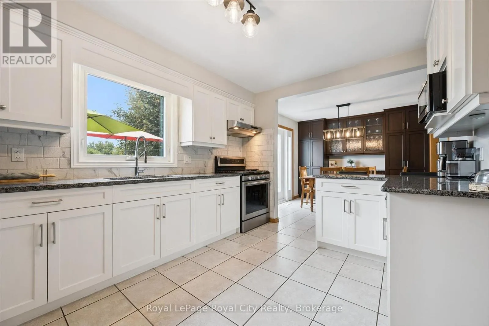 24 GREENWICH DRIVE