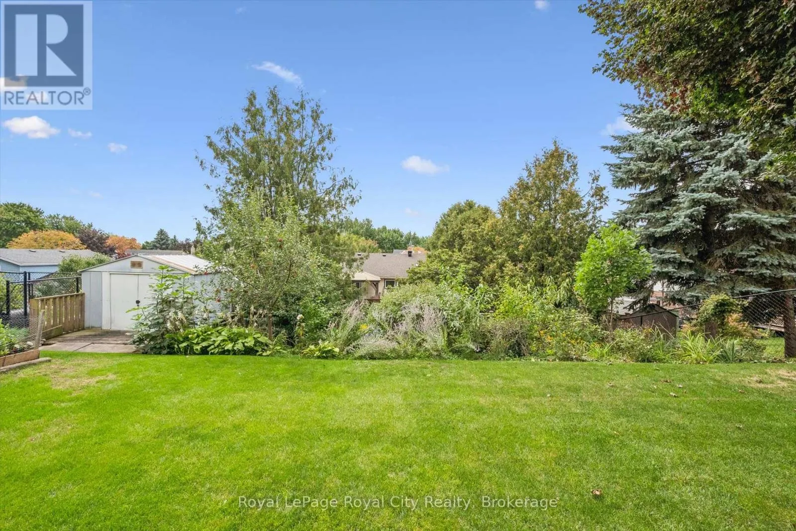 24 GREENWICH DRIVE