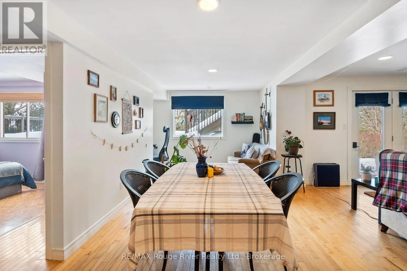 3 GIBSON PLACE