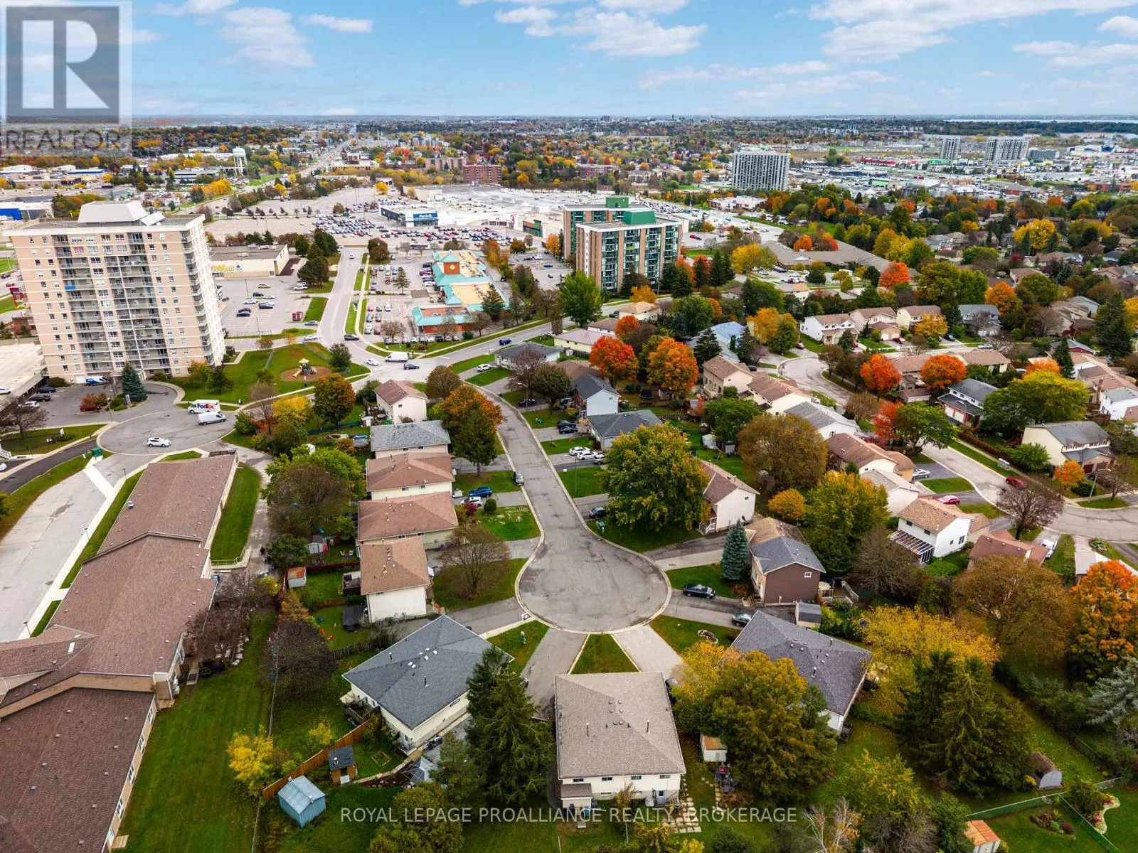 879 BEACONHILL COURT