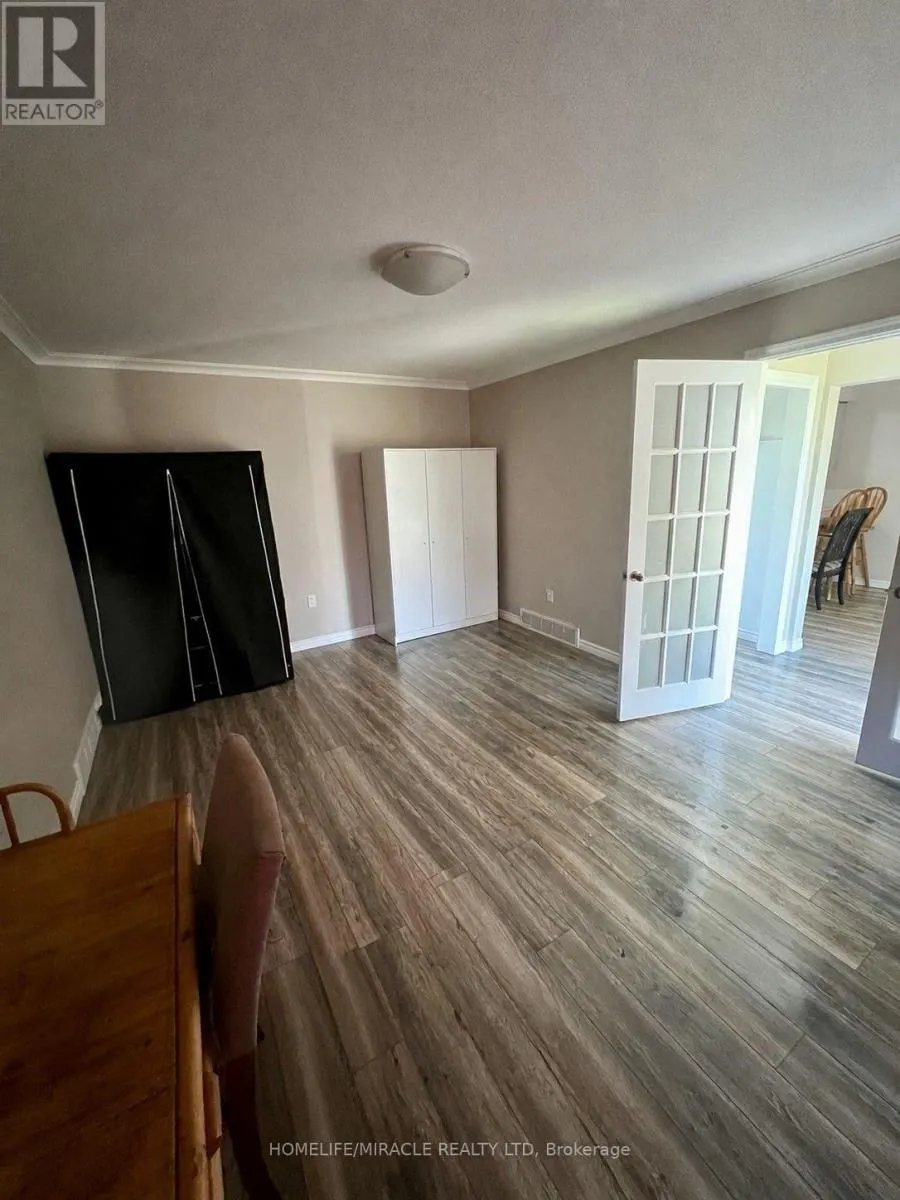 UPPER - 10 TRELAWN PARKWAY