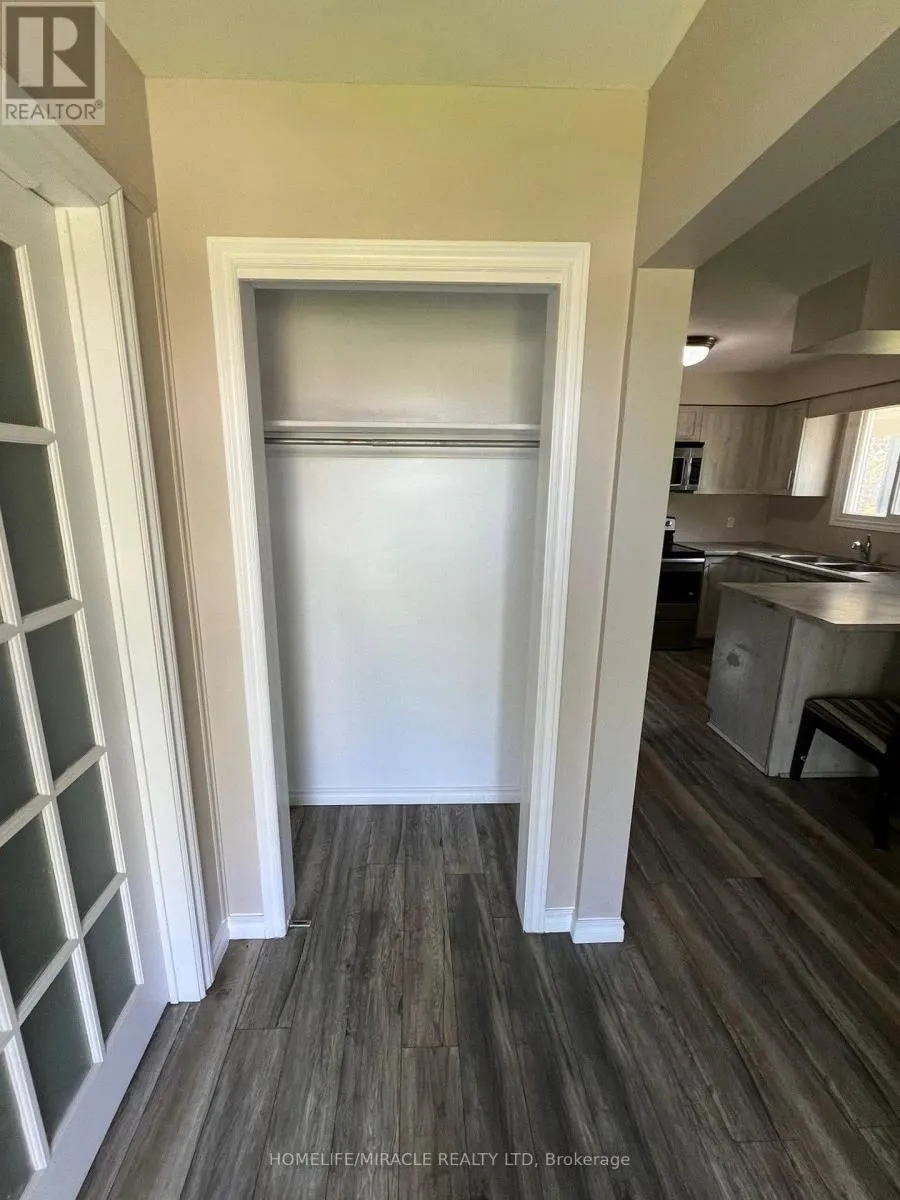 UPPER - 10 TRELAWN PARKWAY
