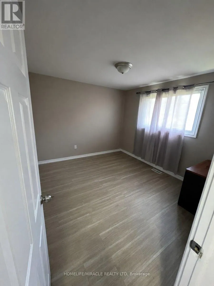 UPPER - 10 TRELAWN PARKWAY