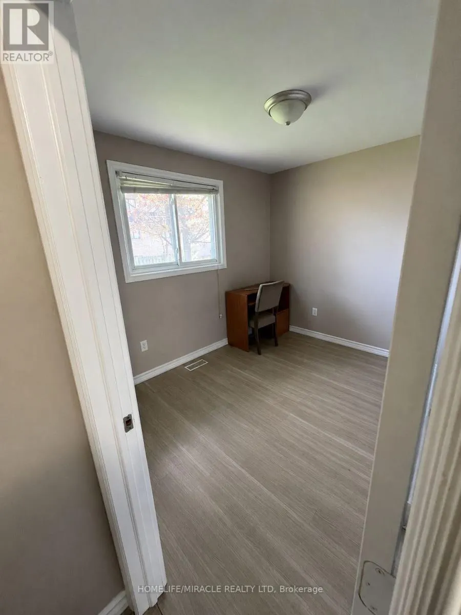 UPPER - 10 TRELAWN PARKWAY
