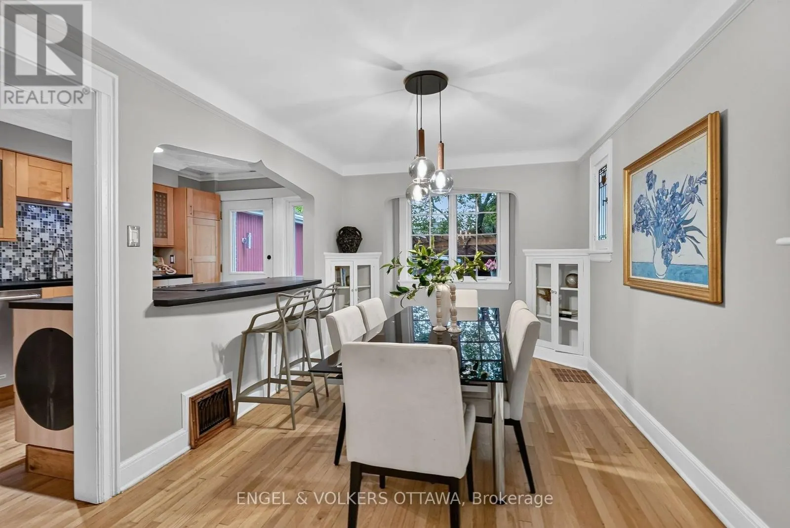 61 MURIEL STREET