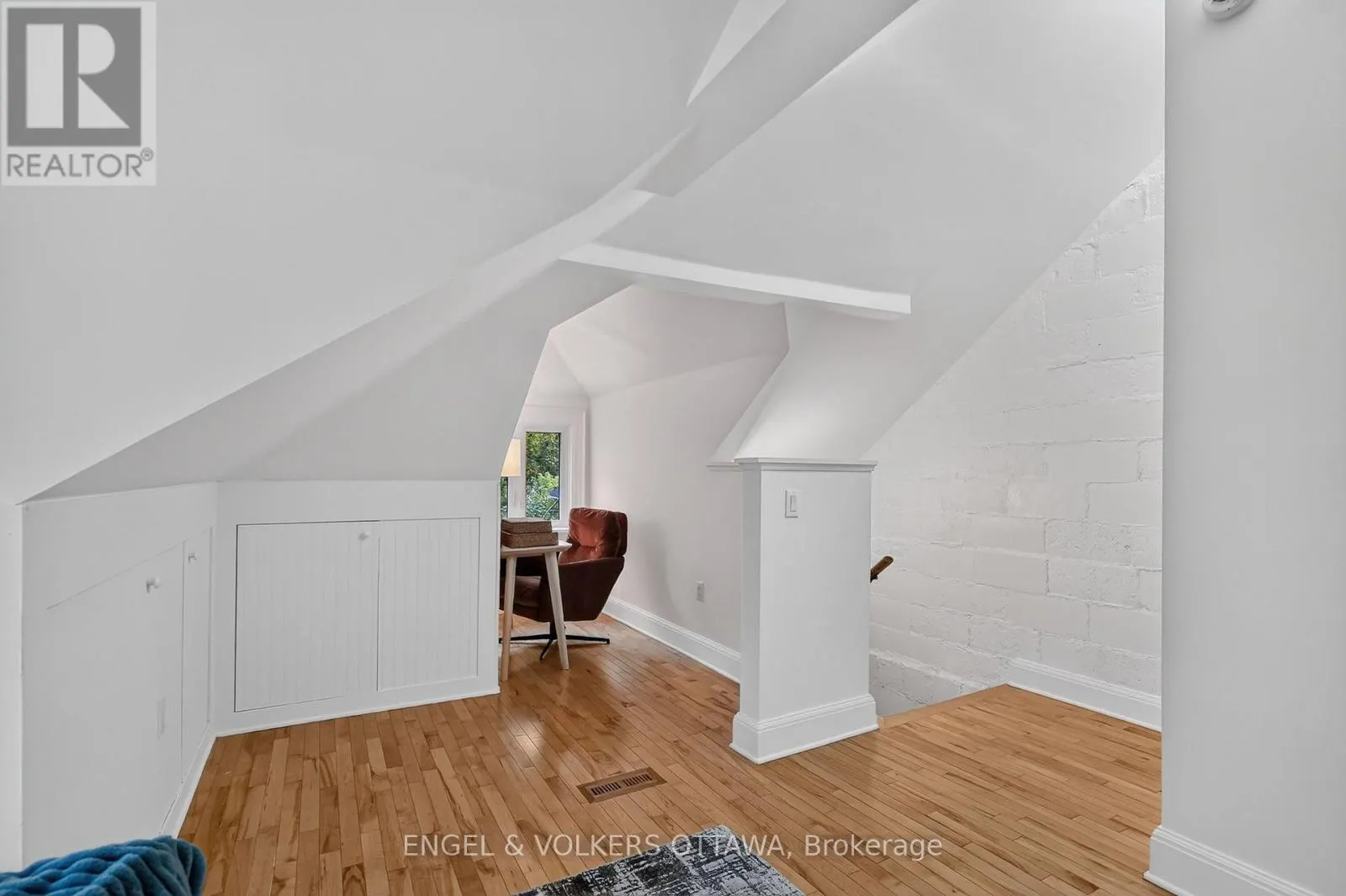 61 MURIEL STREET