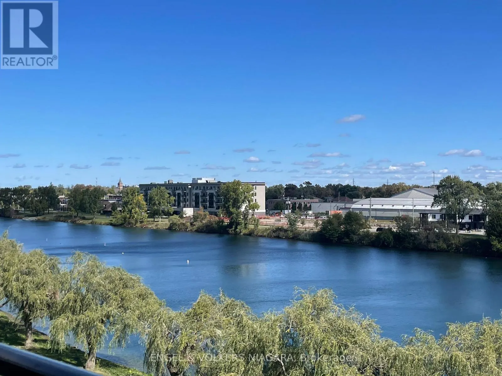 528 - 350 PRINCE CHARLES DRIVE S #528