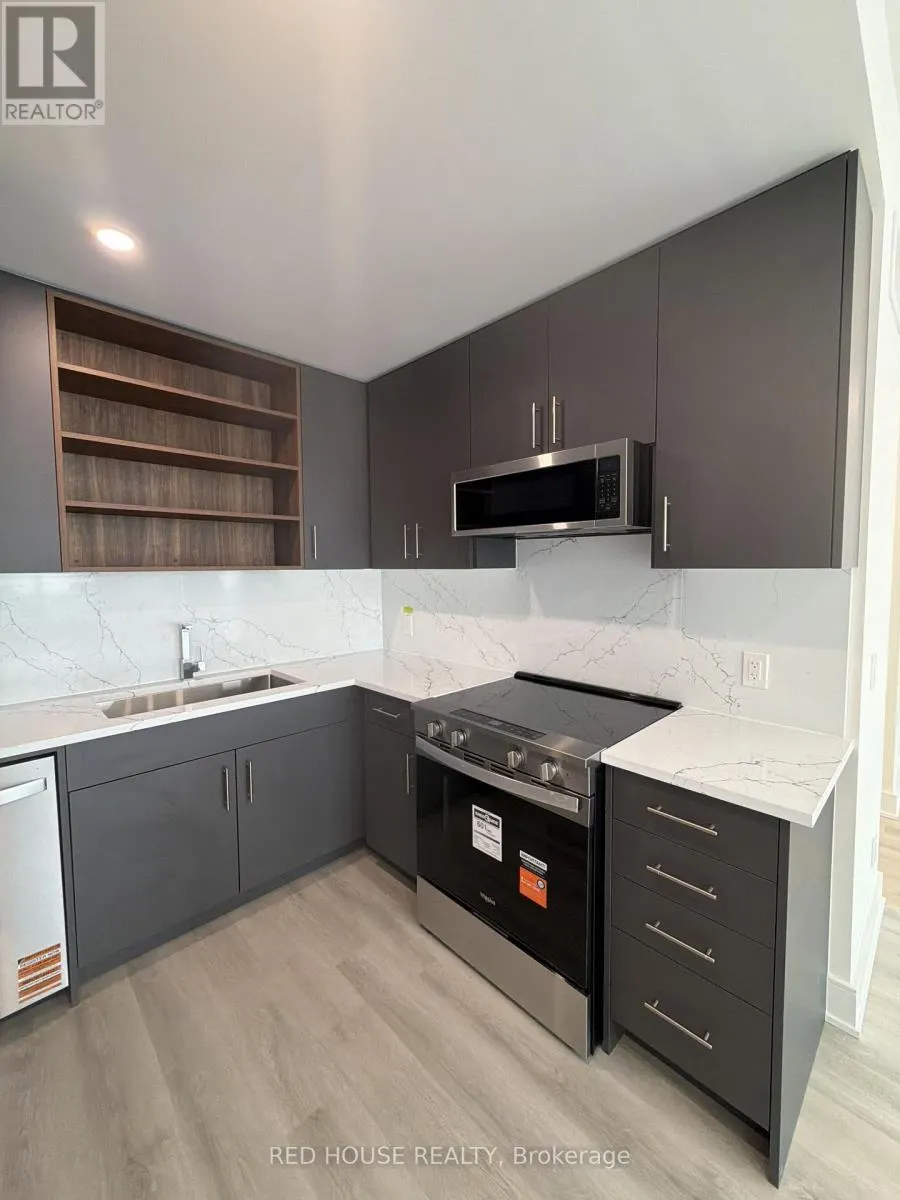 49 EVERETT COMMON