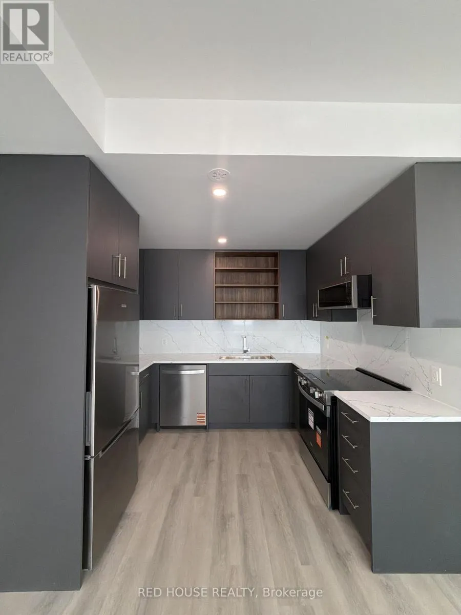 49 EVERETT COMMON