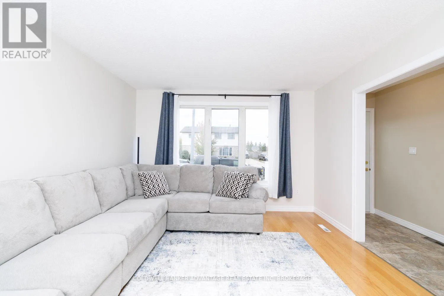 27 CHANTAL COURT